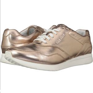 Cole Haan Womens Grand Pro Shoe in Rose Gold Size 6